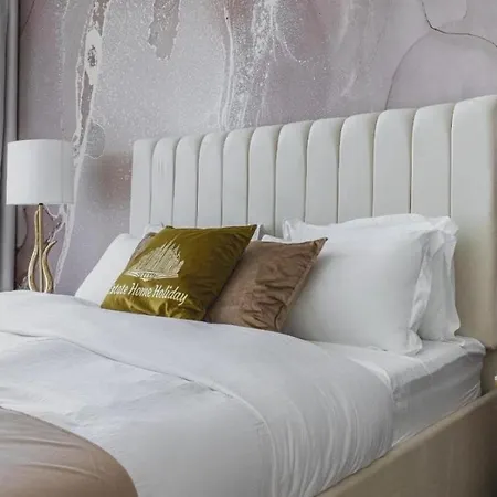 Апартаменты Hanza Tower White 24 Spa Jacussi & Pool & Sauna *
