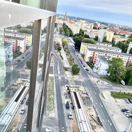 Hanza Tower White 24 Spa Jacussi & Pool & Sauna Апартаменты